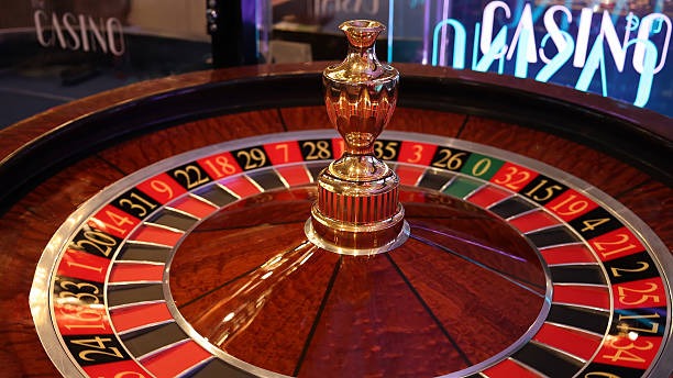 Lightning Dice betting interface showing bet types and payout odds